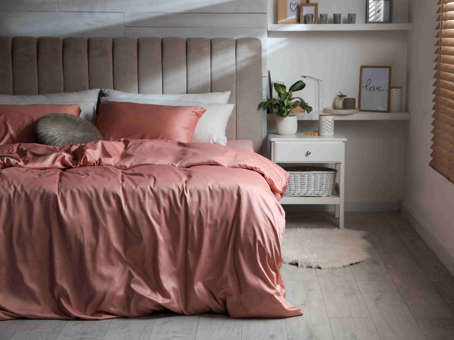 Image of silk bedding sheet